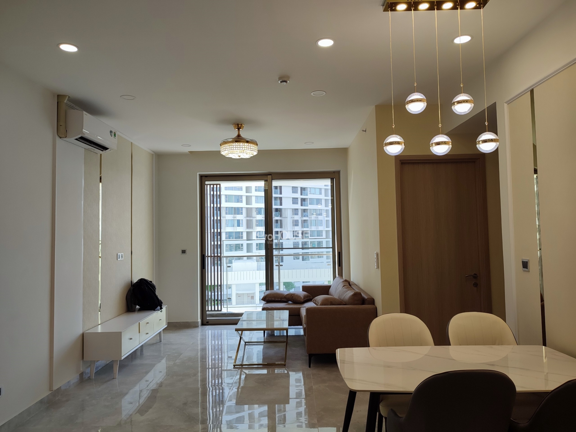 2 bedroom apartment for rent in The Peak-Midtown M8 with full furniture