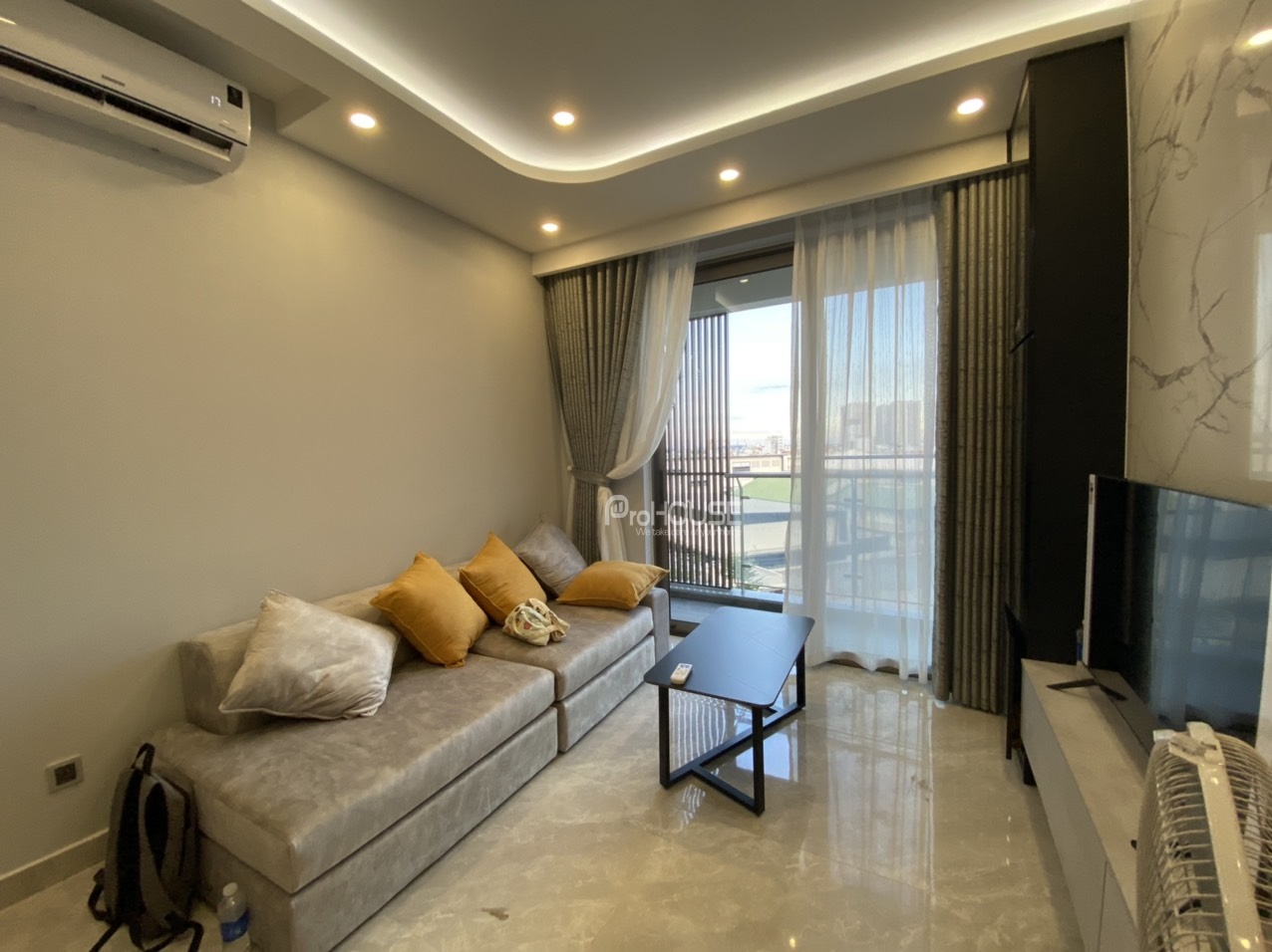 Low rental luxury apartment for rent in The Peak with 2 bedrooms fully furnished