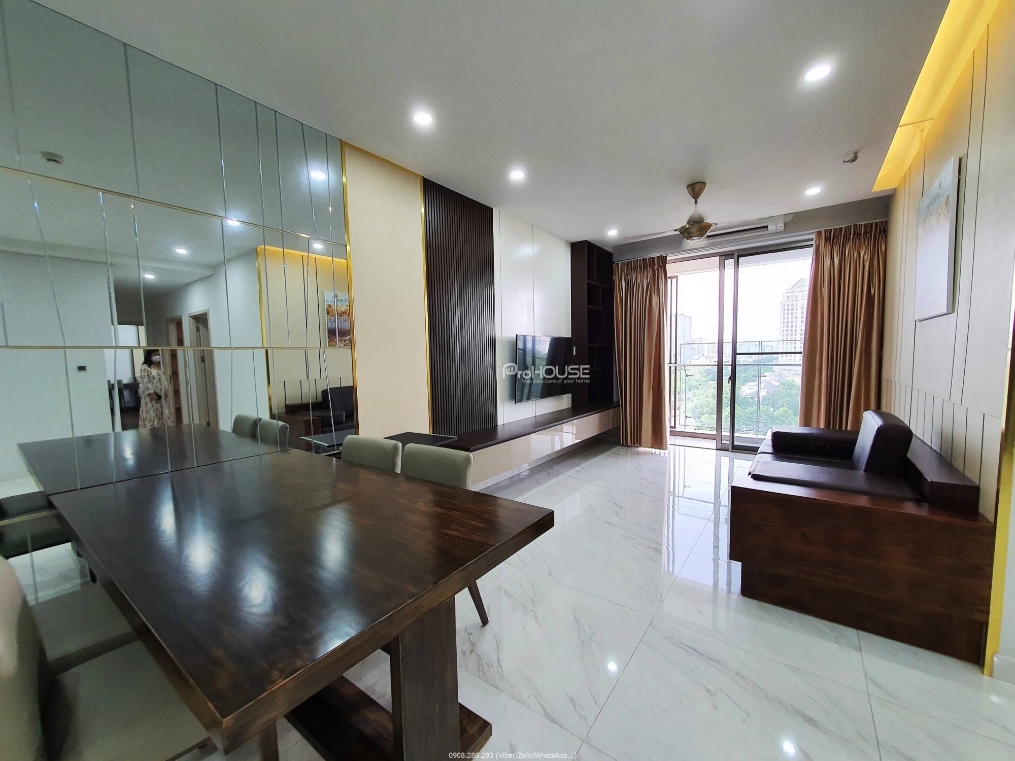 Big size 3br apartment in Midtown M5 for sale with cheap price only VND 8.4B