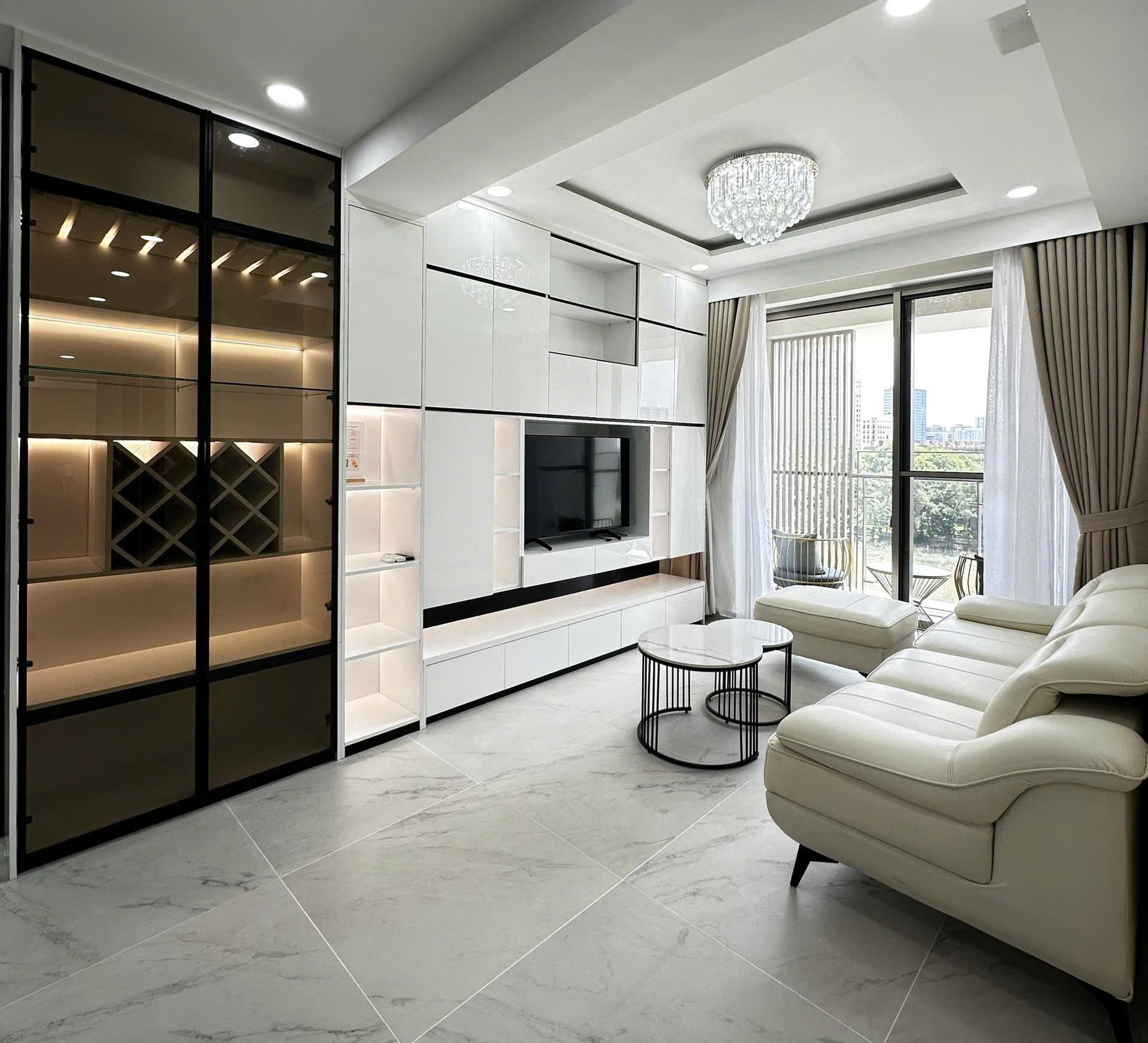 Premium 3 bedroom apartment for sale at Midtown Phu My Hung