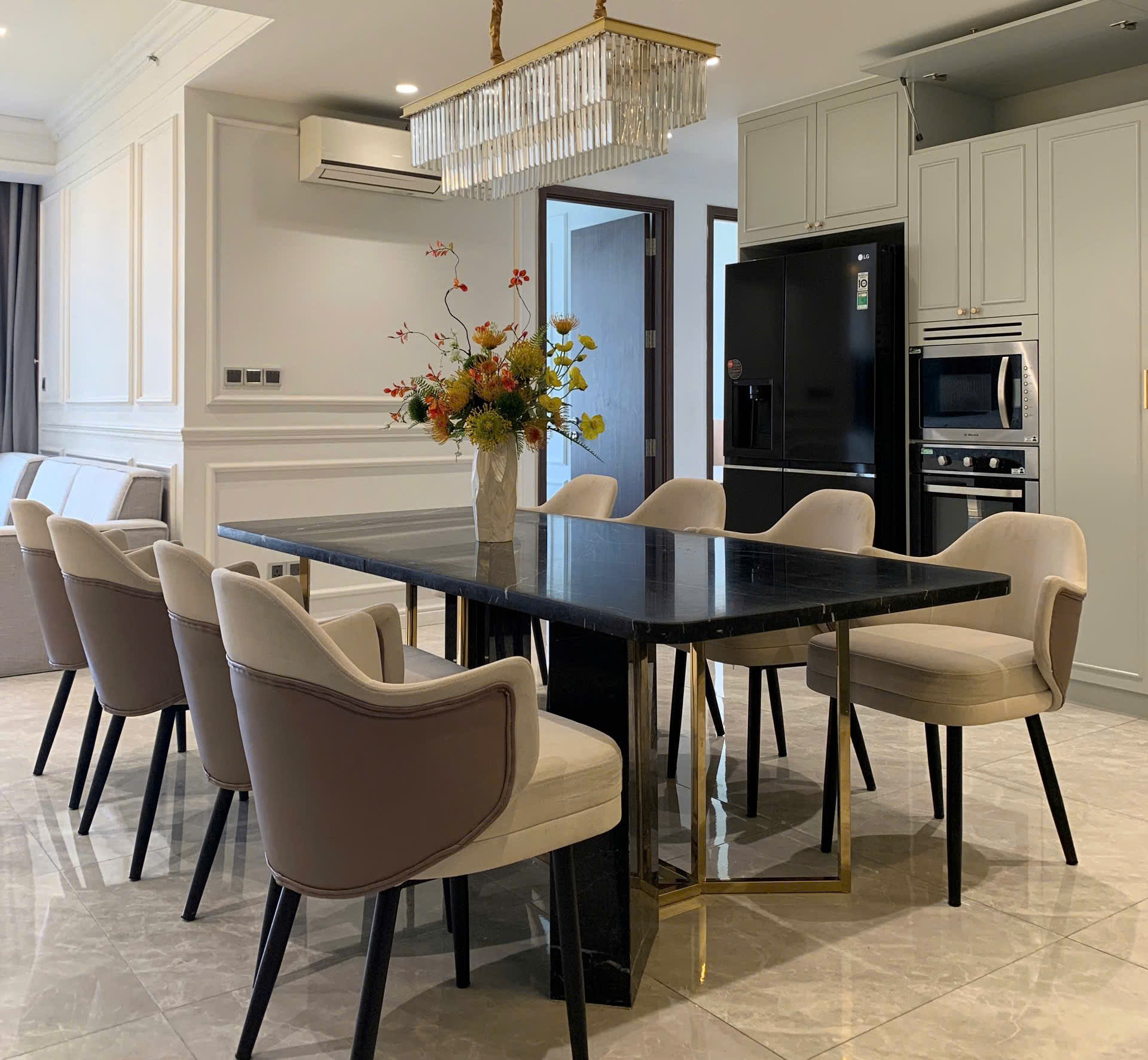 Elegant 3 bedroom apartment for rent at Midtown fully furnished