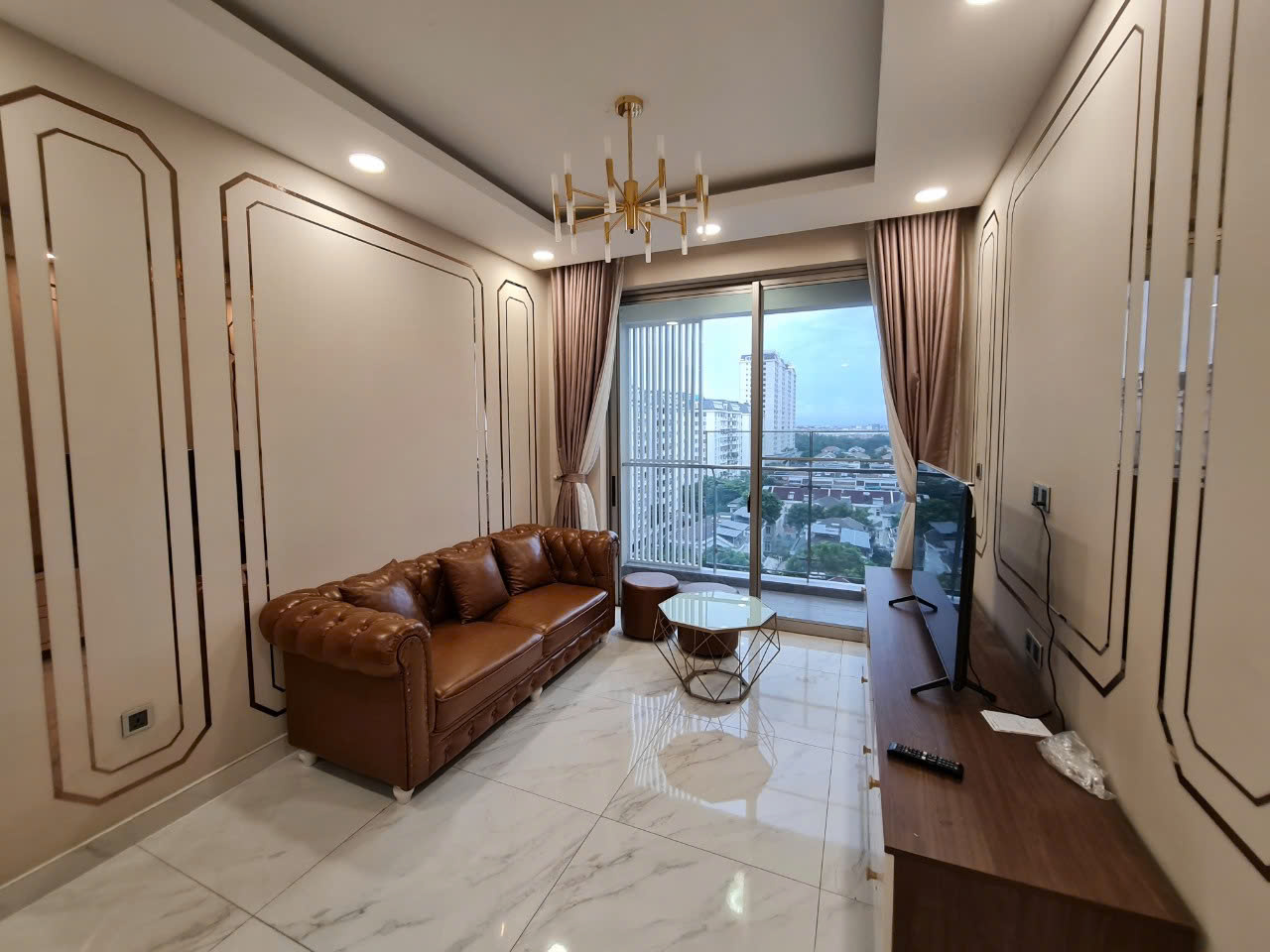 Cho thuê căn hộ Midtown 2 phòng ngủ nội thất hiện đại view thoáng tại Phú Mỹ Hưng