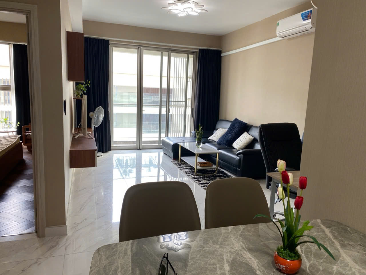 Cho thuê căn hộ Midtown 1 phòng ngủ full nội thất không gian sáng thoáng