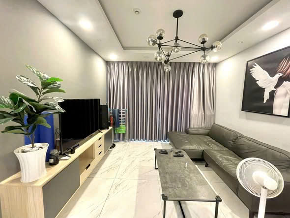 Bán căn hộ Midtown 1 phòng ngủ full nội thất đã có sổ có ô xe trệt