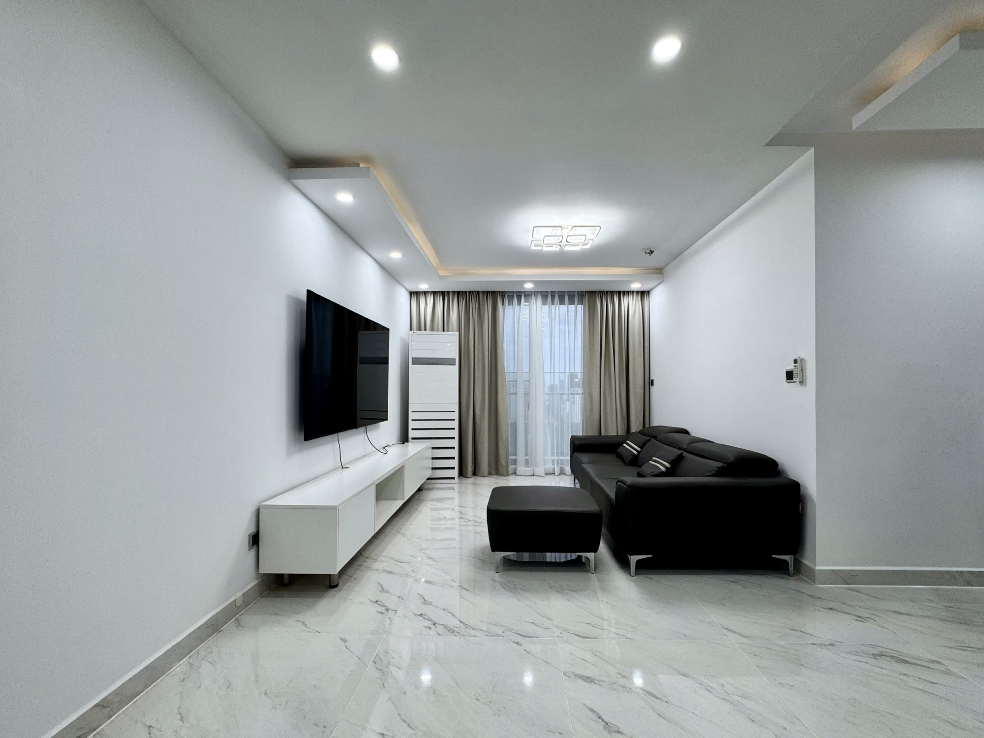 Cho thuê căn hộ Midtown 3PN 121m², full nội thất, có ô xe