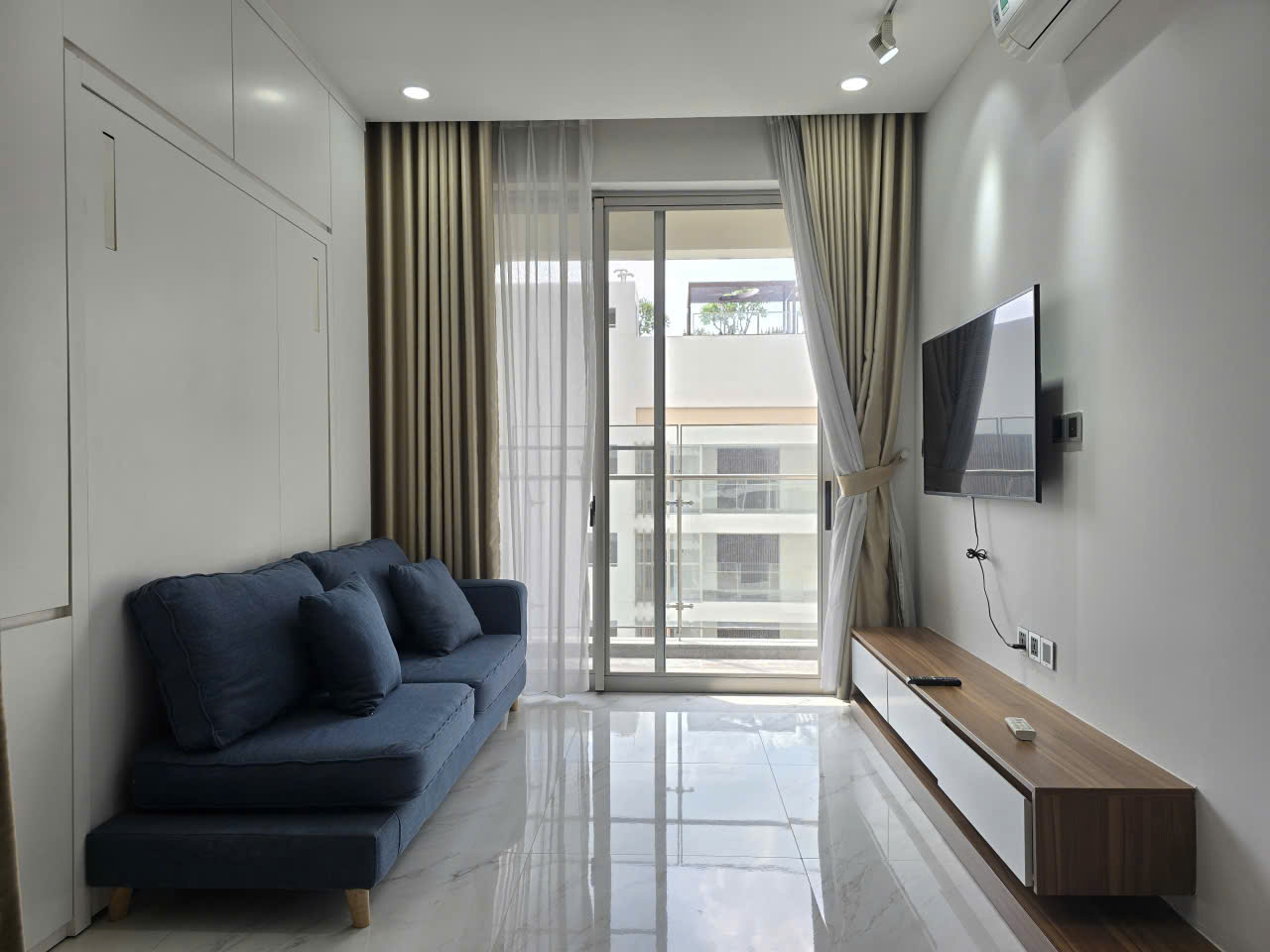 Cho thuê căn hộ Midtown 1 phòng ngủ full nội thất hiện đại