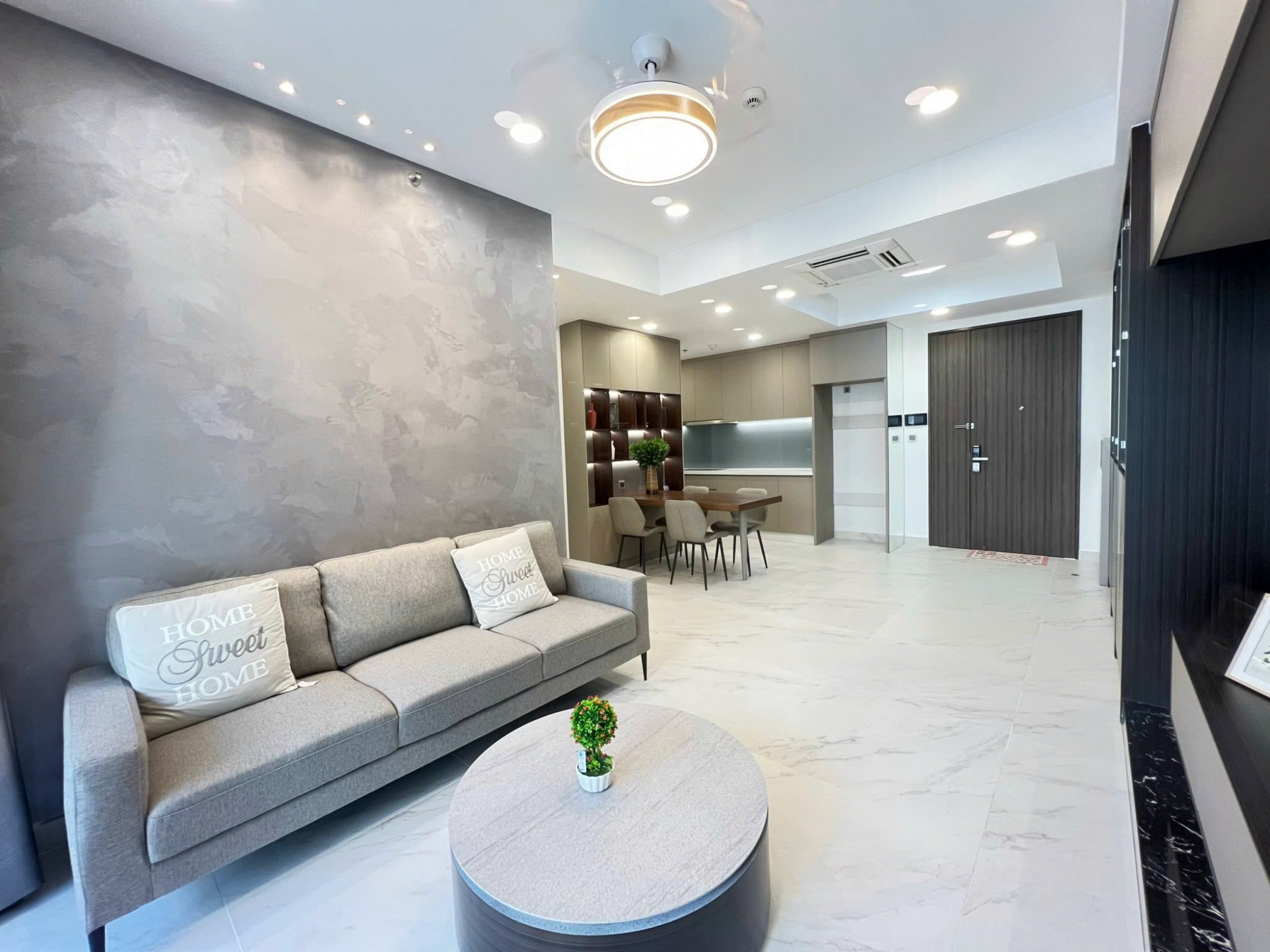 Cho thuê căn hộ Midtown 2 phòng ngủ full nội thất hiện đại có ô xe