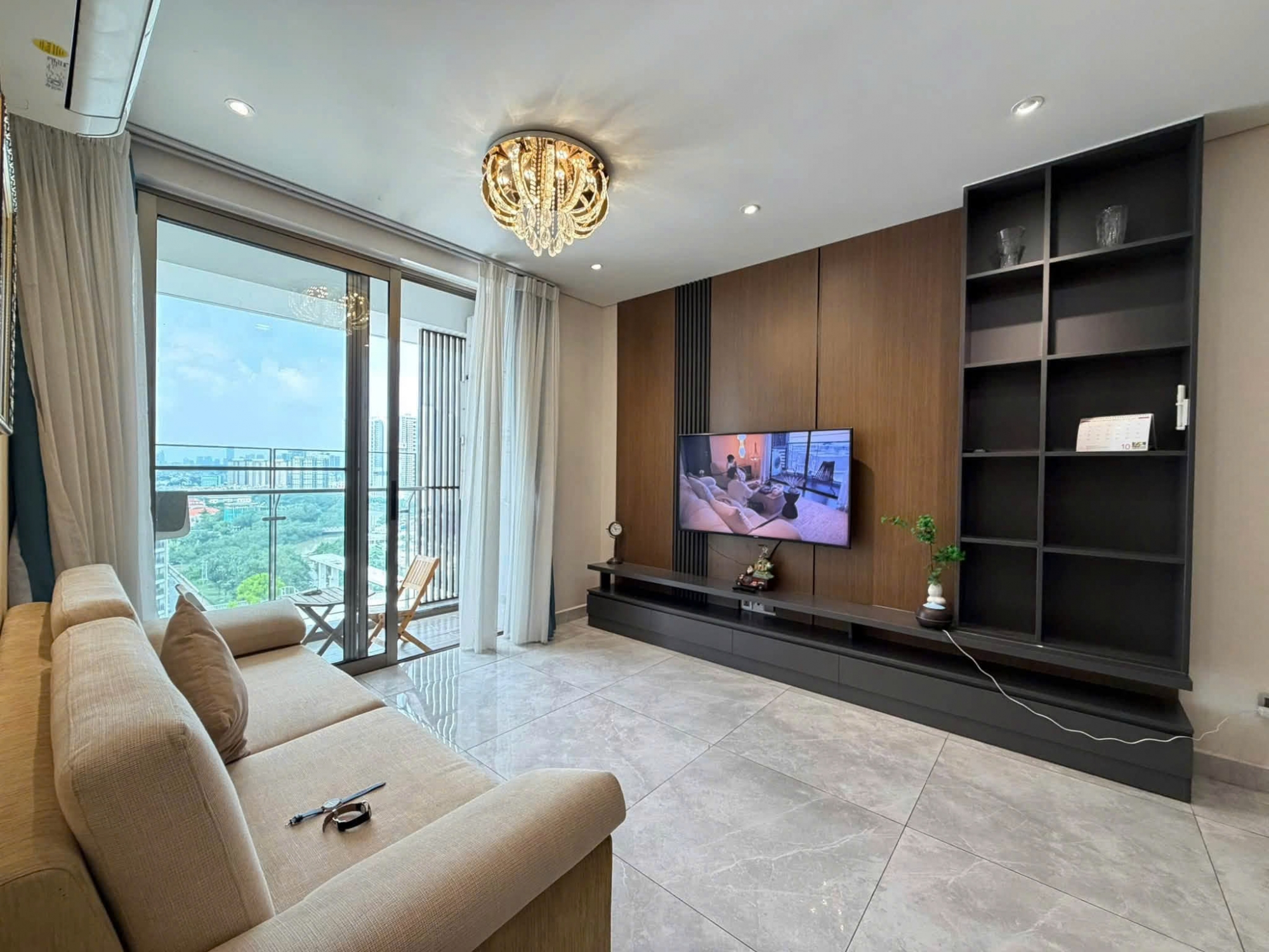 Cho thuê căn hộ Midtown 2 phòng ngủ full nội thất view thoáng