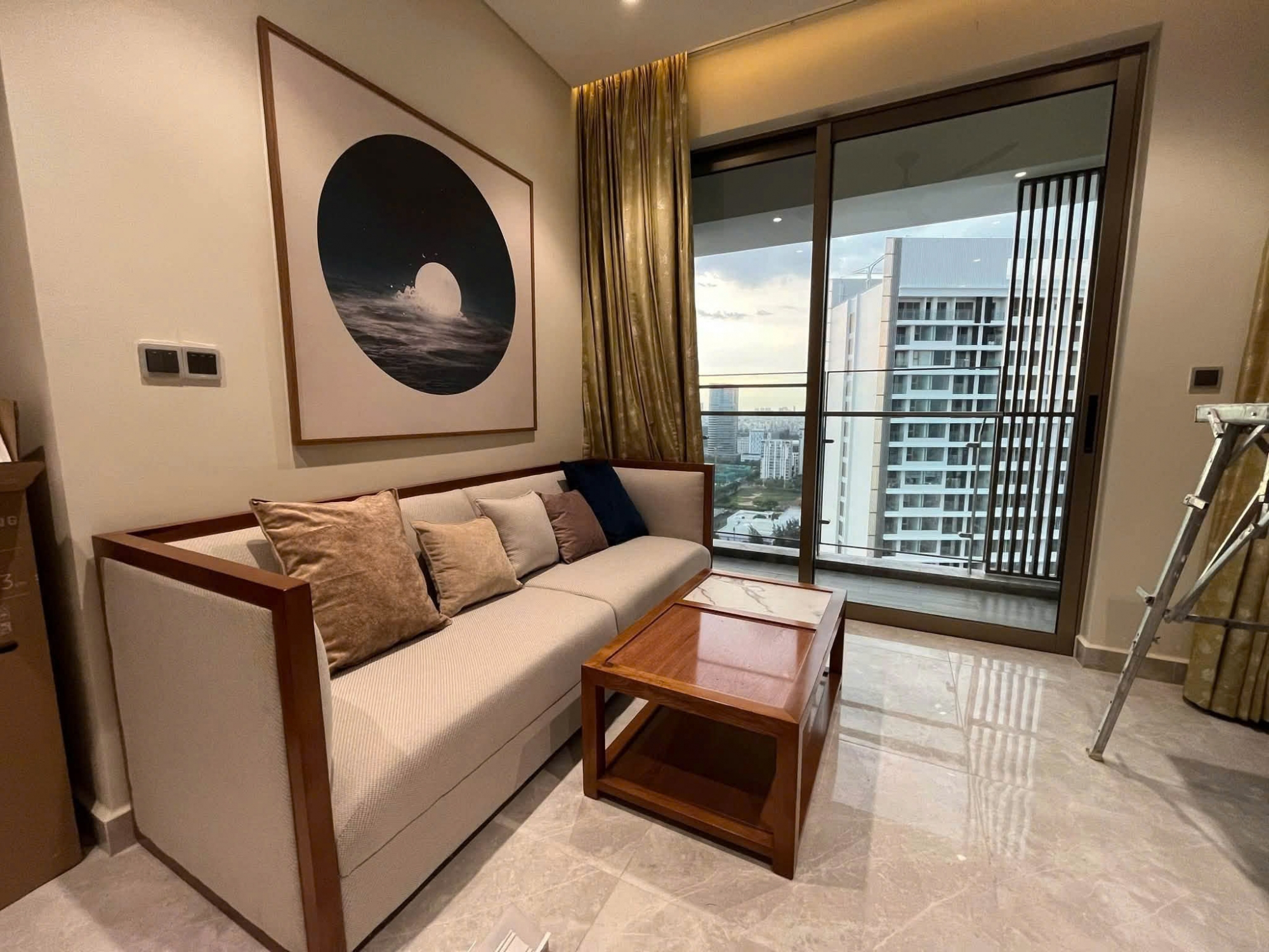 Modern 3 bedroom apartment for rent at Midtown with fully furnished interiors