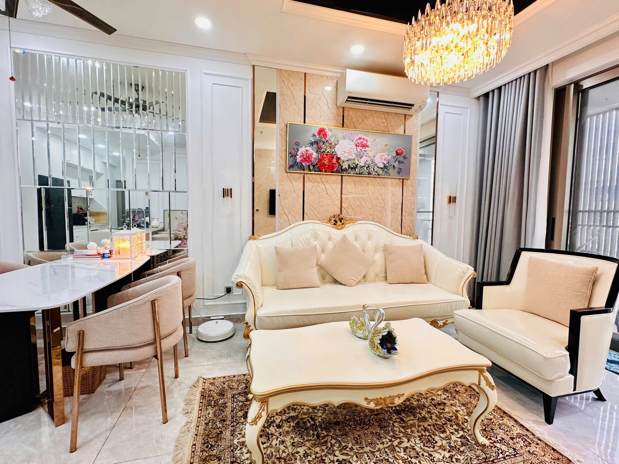 Cho thuê căn hộ Midtown 2 phòng ngủ full nội thất cao cấp tại trung tâm Phú Mỹ Hưng