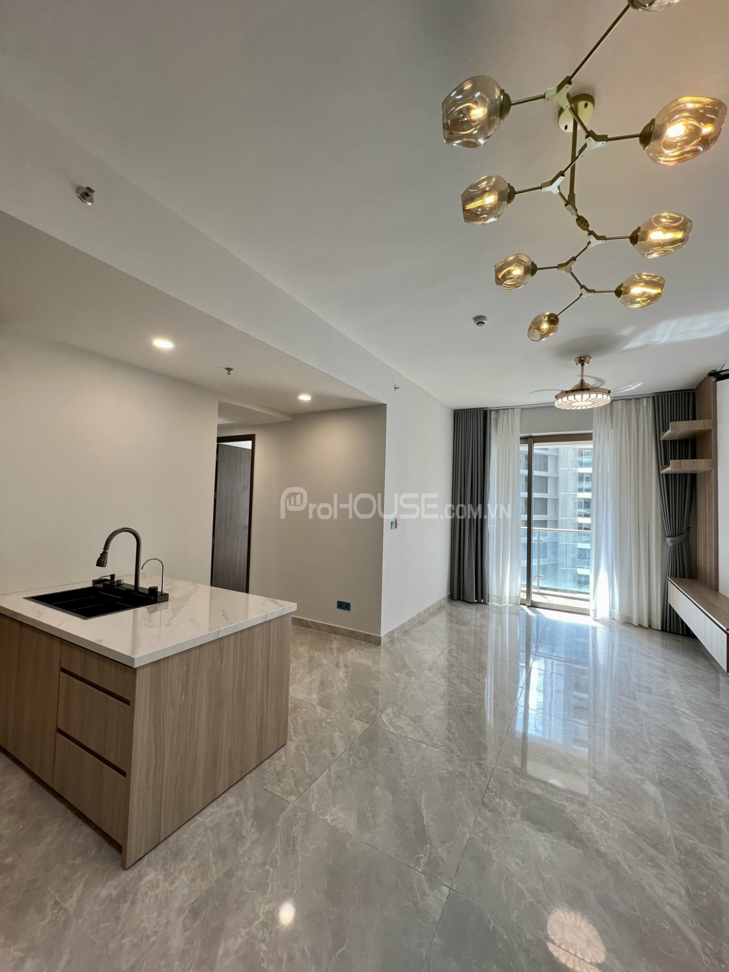 2 bedroom apartment for rent in The Peak with full furniture