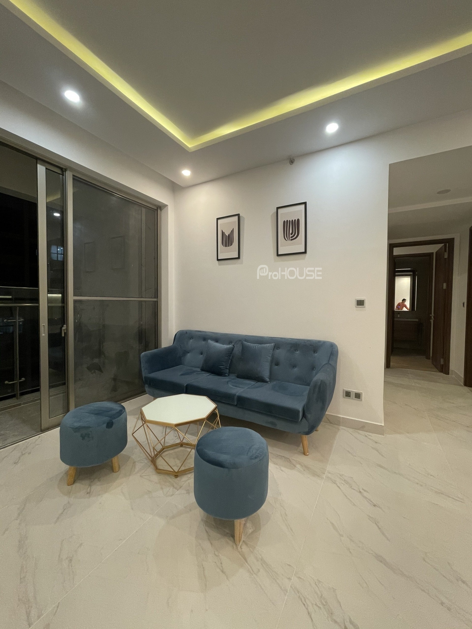 Cheap price 2-bedroom apartment for rent at The Signature with modern furniture