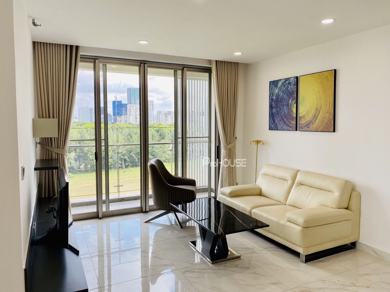 River view apartment for sale at Midtown-The Symphony with modern design and full amenities
