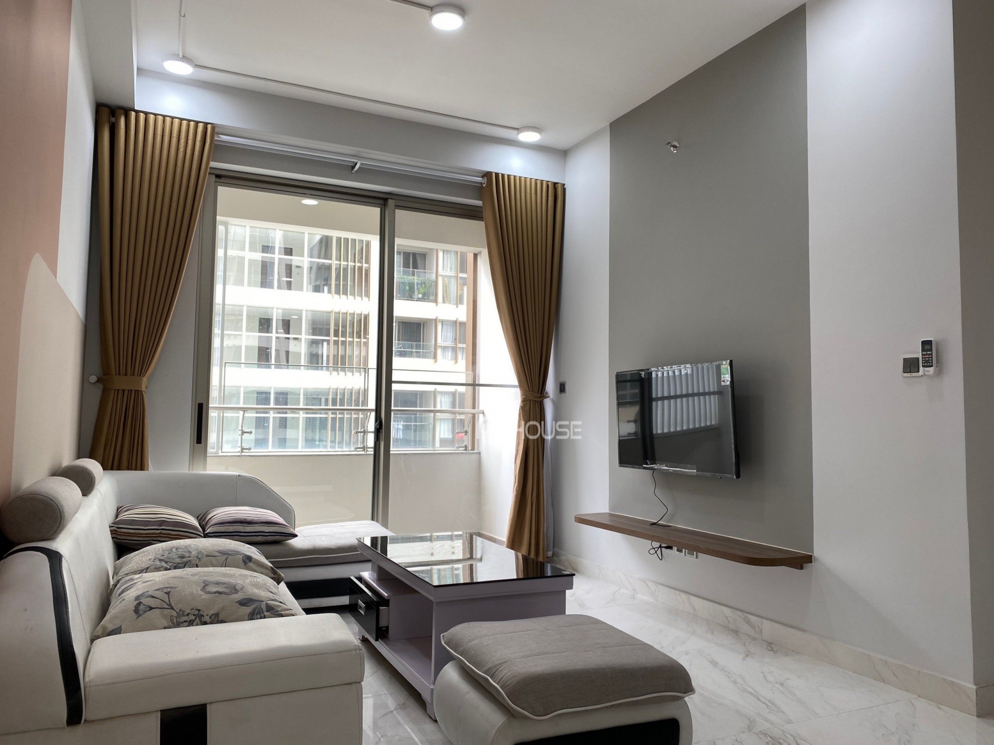 Stunning apartment for rent with internal view in Midtown with fully furnished