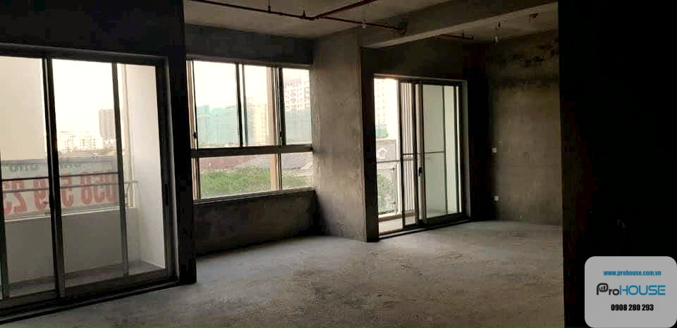 Low price shophouse for sale in Midtown Phu My Hung
